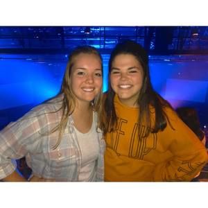 Meet your Posher, Macey